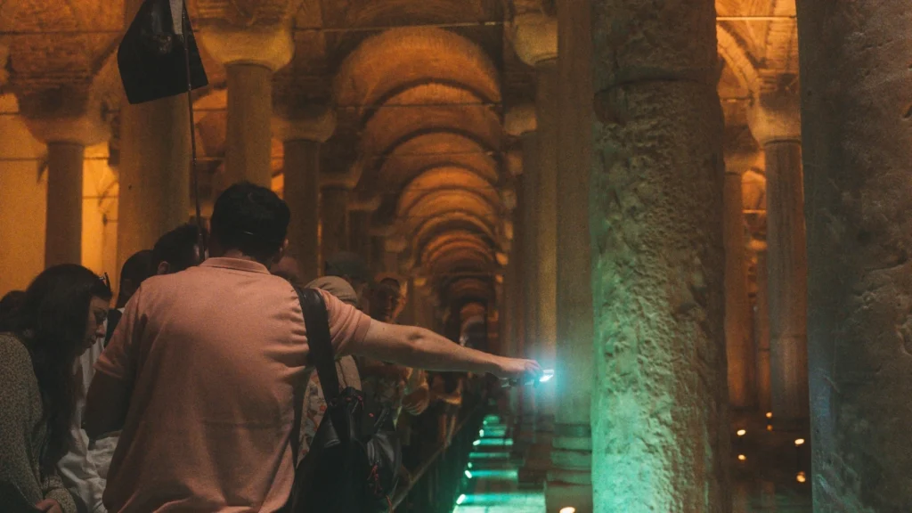 Basilica Cistern Small Group Tour with Tour Guide during a guided visit