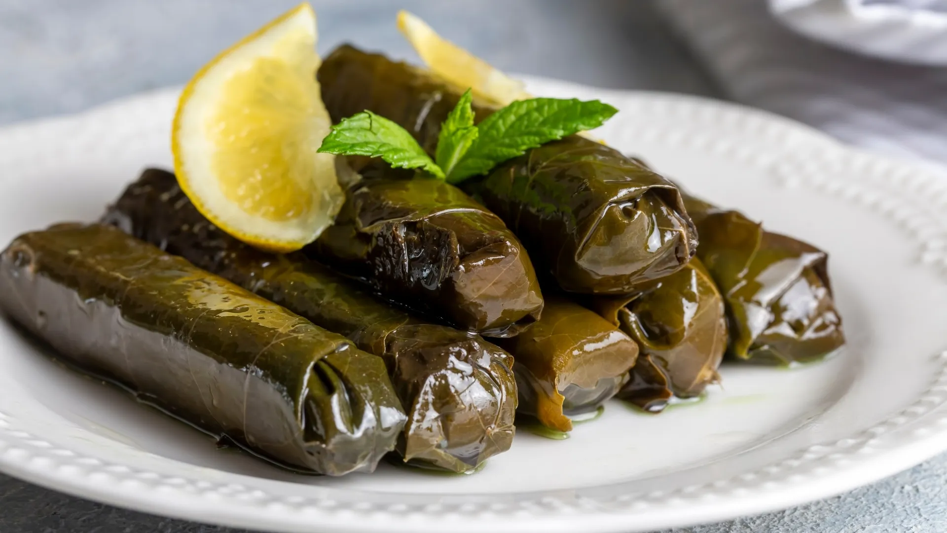 Stuffed Grape Leaves (1 Medium Piece - Sautéed in Olive Oil)